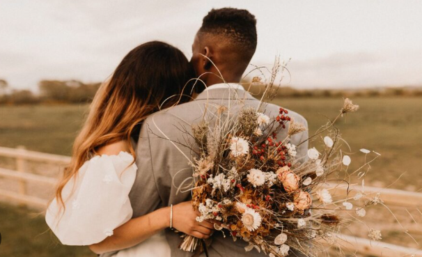 Capturing Timeless Wedding Moments: Tips for Couples